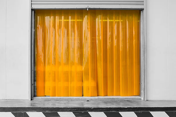 Kurtyna z miękkiego PCW do magazynu